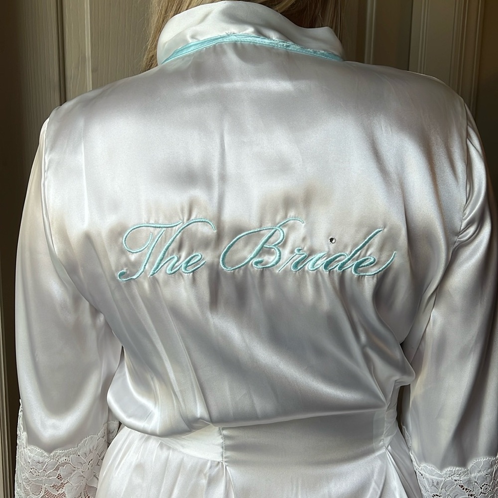 THE BRIDE white and Tiffany blue robe